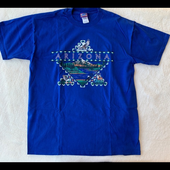 Vtg Pooh 100 Acre Collection Arizona Graphic Shirt - Picture 2 of 5